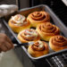 Cinnamon rolls, la ricetta svedese e quella americana