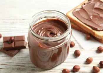 La ricetta per la crema spalmabile alle nocciole