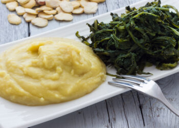 Fave, ortaggio di primavera da sbucciare e mangiare subito