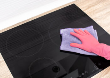 Come pulire il piano cottura a induzione