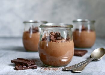 Mousse al cioccolato, un goloso dolce al cucchiaio