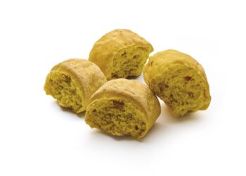 Pane alla curcuma con semi di chia