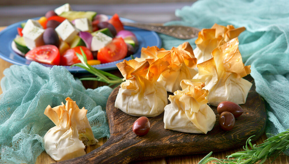 Caramelle di pasta fillo con feta e pomodorini