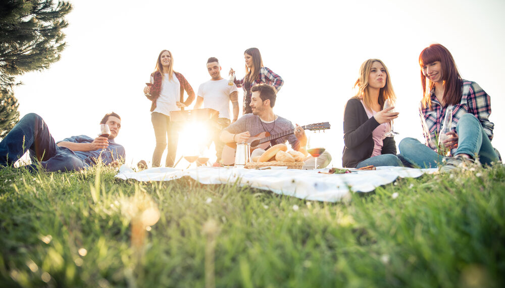 Pic nic estivi, cosa mettere nel cestino del pranzo
