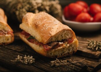 Il pane cunzato siciliano