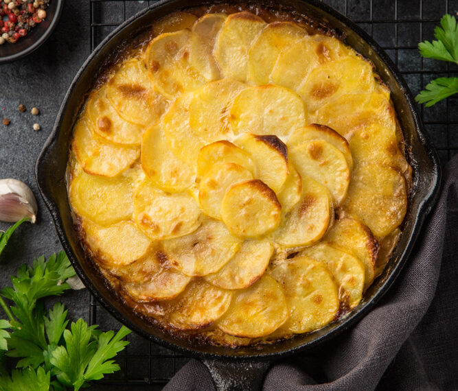 Tortino di patate in padella, tanto gusto senza accendere il forno