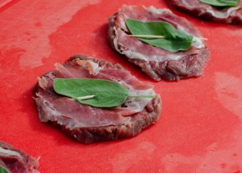 Saltimbocca alla romana, un secondo veloce e profumato