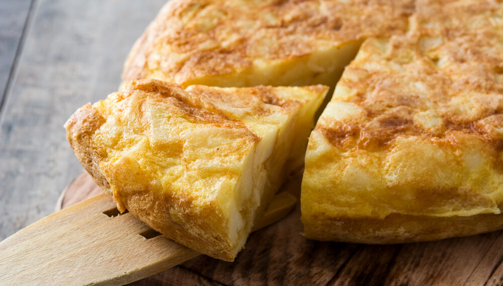 Frittata di patate, un classico che va bene anche come aperitivo