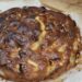 Torta di pere e cioccolato al rum con noci pecan: l’autunno in bocca