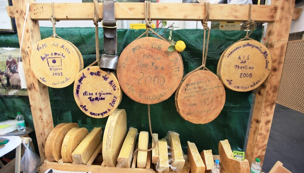 Mostra del Bitto a Morbegno, l’esposizione dei formaggi in concorso