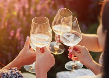 Vino di Frascati, bianco, fresco e agrumato