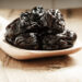 Prugne secche, non solo per la regolarità intestinale