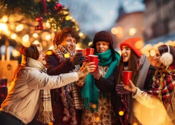 Il vin brulé è la bevanda tipica del periodo natalizio