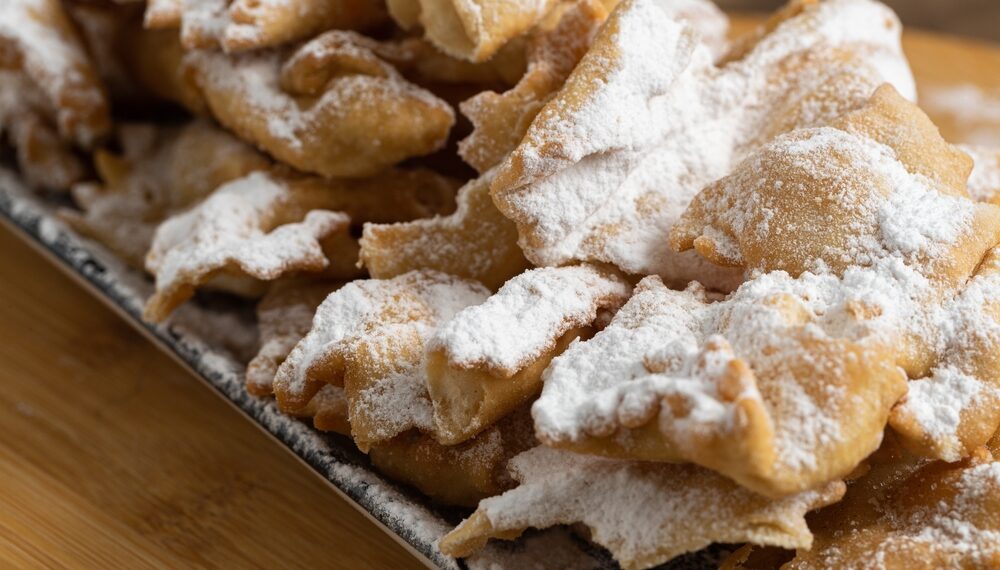 Chiacchiere di Carnevale, la ricetta di un dolce sfizioso