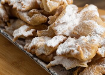 Chiacchiere di Carnevale, la ricetta di un dolce sfizioso