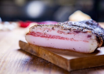 Il guanciale è un prodotto diverso da pancetta e bacon