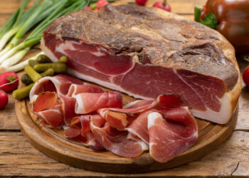 Lo speck è uno dei simboli culinari dell'Alto Adige