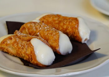 Il Cannolo Siciliano è una prelibatezza nata in un harem