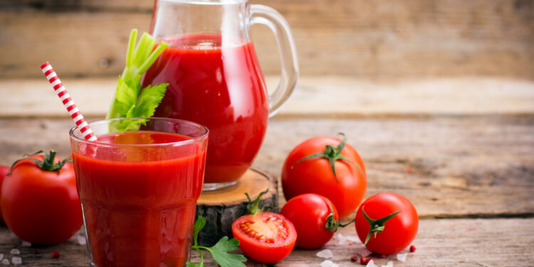 Succo di pomodoro, killer della salmonella Typhi