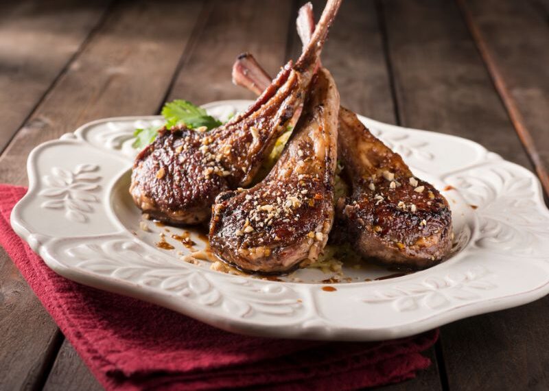 A Pasqua in tavola le costolette d'agnello