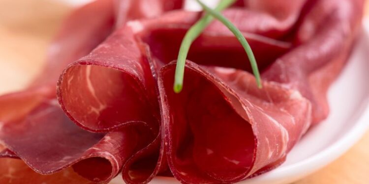 Bresaola della Valtellina, crescono produzione e consumi