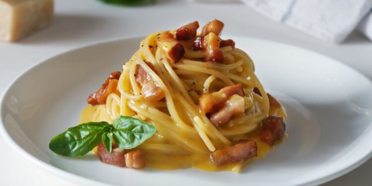 Carbonara Day: il 6 aprile torna la festa del piatto romano
