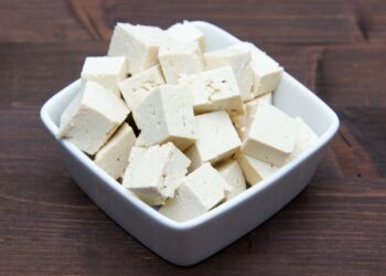 Per fare il tufo si usa il caglio ‘minerale’: è il nigari