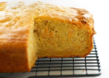 Facciamo la torta Camilla alle carote