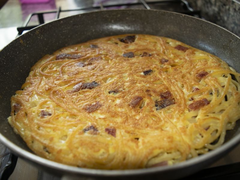 La frittata di pasta perfetta: consigli e trucchi