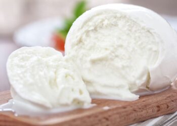 La mozzarella di bufala conquista la Francia