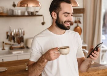 Bere caffè amaro o zuccherato è fondamentale per iniziare bene la giornata