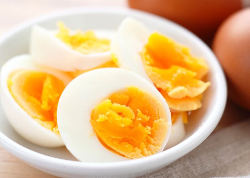 Anche le uova possono combattere il colesterolo cattivo e i trigliceridi