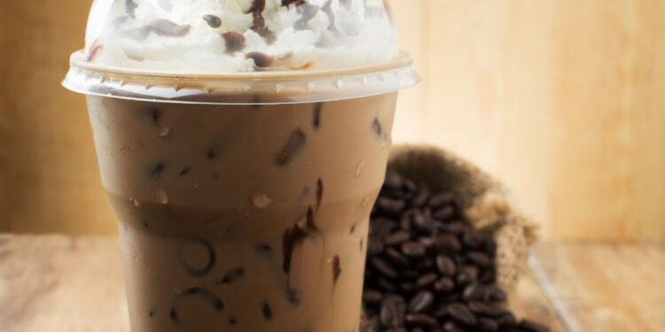 Crema di caffè: il dolce al cucchiaio dell'estate