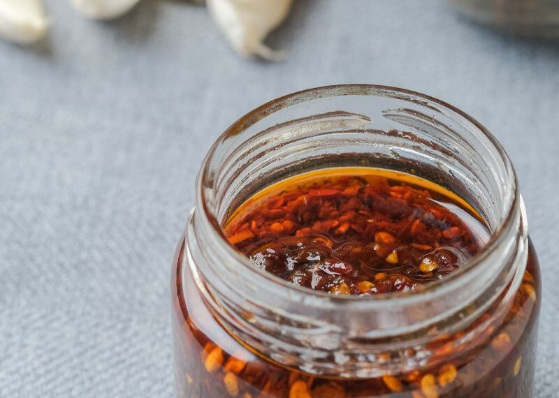 Peperoncino sott'olio: piccante da gustare tutto l'anno