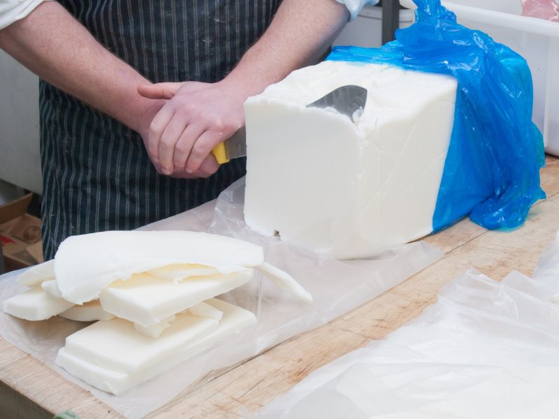 Strutto e sugna sono prodotti diversi molto utilizzati in cucina