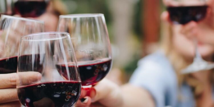 Vino, Voghera celebra “50 Sfumature di Pinot Noir”
