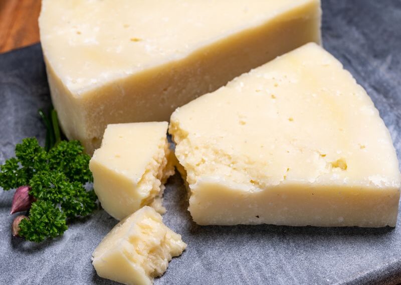 L'arte di aprire il Pecorino Romano DOP: il decalogo completo per un taglio perfetto