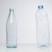 Acqua meglio in bottiglie di vetro o di plastica? Tutto quello che c’è da sapere
