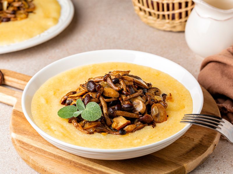 I deliziosi funghi pioppini e le tante ricette per esaltarli