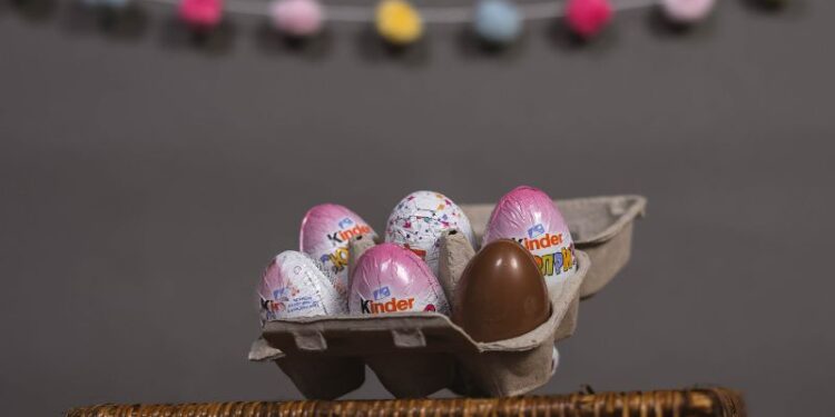 Ovetto Kinder: 50 anni di dolci sorprese