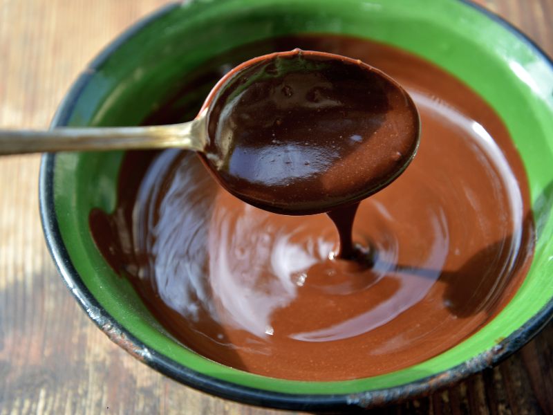 Come si fa a sciogliere il cioccolato al microonde