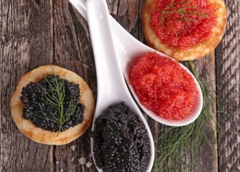 A Natale arriva il caviale in tavola: come gustarlo al meglio