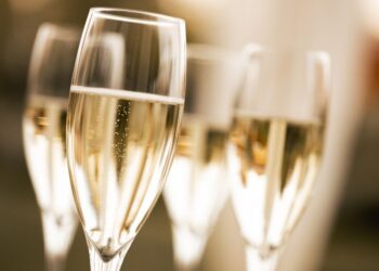 Come scegliere il miglior spumante italiano da bere nelle feste natalizie