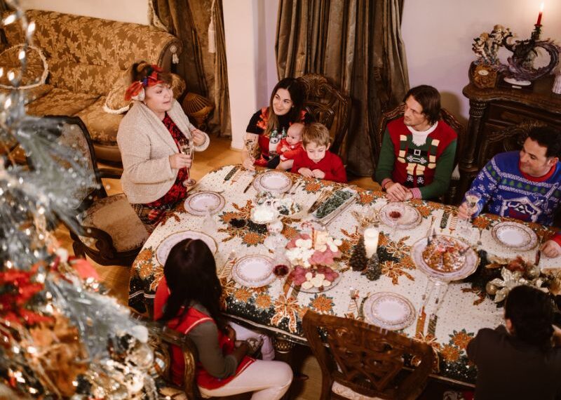 Natale: per cenone e pranzo spesa da 3 miliardi